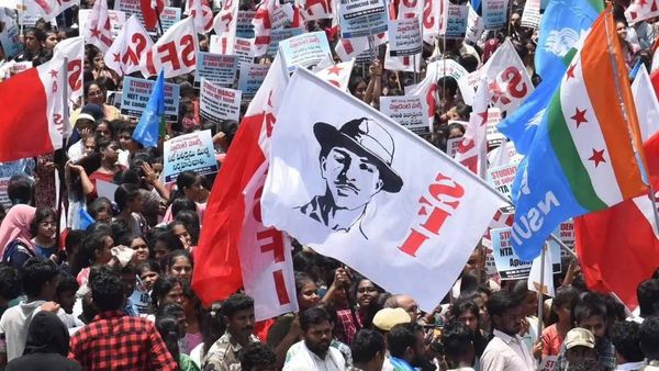 വിദ്യാഭ്യാസ ബന്ദ്: ഇന്ന് രാജ്യവ്യാപക വിദ്യാഭ്യാസ ബന്ദിന് ആഹ്വാനം ചെയ്ത് എസ്എഫ്ഐ-എഐസ്എഫ്ഐ