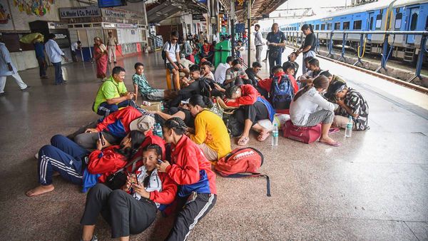 വീണ്ടും ബന്ദ് വരുന്നു: 24 ന് സംസ്ഥാനത്ത് ബന്ദിന് ആഹ്വാനം ചെയ്ത് മഹാരാഷ്ട്രയിലെ പ്രതിപക്ഷ സഖ്യം