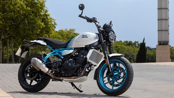 റോയൽ എൻഫീൽഡിന്റെ തുറുപ്പുചീട്ട്; ഗറില്ല 450യുടെ വരവ് ഗുണം ചെയ്‌തോ? പ്രീമിയം റോഡ്‌സ്‌റ്ററിനെ കുറിച്ചറിയാം