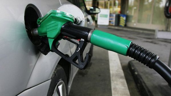 പെട്രോള്‍ പമ്പില്‍ ഇന്ധനത്തിന്റെ അളവില്‍ തട്ടിപ്പ്; ക്രമക്കേട് കൂടുതല്‍ ഈ ജില്ലയില്‍