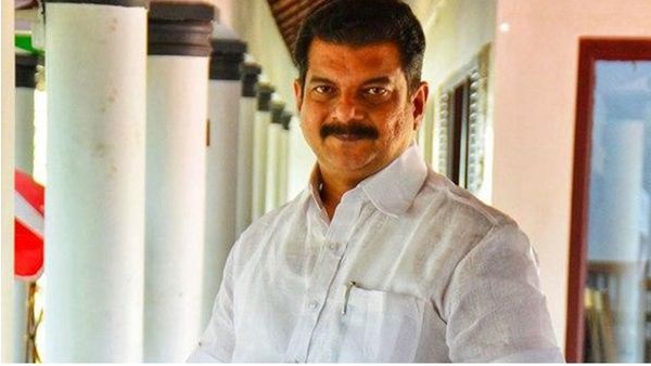 'എഡിജിപി അജിത് കുമാറിനെ സസ്പെന്റ് ചെയ്യണം; പി ശശിക്ക് രാഷ്ട്രീയ താത്പര്യങ്ങളുണ്ട്'; പിവി അൻവർ