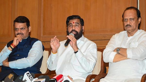 മഹായുതി സഖ്യത്തില്‍ വിള്ളല്‍, മാഹിമില്‍ പിന്തുണ രാജ് താക്കറെയുടെ മകന്; ഷിന്‍ഡെയ്ക്ക് അതൃപ്തി