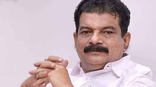 എംഎല്‍എ സ്ഥാനം സംരക്ഷിക്കാന്‍ അന്‍വറിന്റെ ബുദ്ധി: പാർട്ടി ഇല്ലാതെ കൂട്ടായ്മയ്ക്ക് പിറകെ പോയതിന് പിന്നില്‍