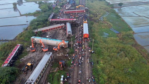 കവരൈപ്പേട്ട ട്രെയിന്‍ അപകടം: 19 പേര്‍ക്ക് പരിക്ക്, നാല് പേരുടെ നില ഗുരുതരം; അന്വേഷണം പ്രഖ്യാപിച്ച് റെയില്‍വേ