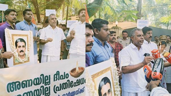 കണ്ണൂര്‍ കലക്ടര്‍ ഐഎഎസ് നേടിയത് എകെജി സെന്ററില്‍ നിന്നെന്ന് അബ്ദുള്ളക്കുട്ടി