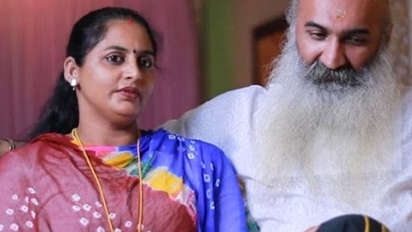 പതിനെട്ടാമത്തെ വയസ്സില്‍ ഒളിച്ചോടി പോയി കെട്ടി: അതിനാല്‍ ഇത്തവണ ചില തീരുമാനമെടുത്തു; ദിവ്യ ശ്രീധർ