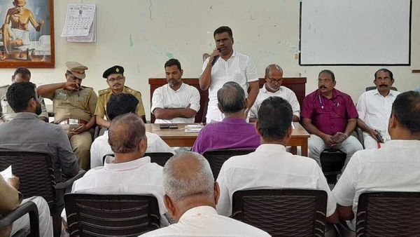 ഓട്ടോറിക്ഷ ചാര്‍ജ് നിരക്ക് വിവാദം: വിശദീകരണം ആര്‍ടിഒയാണ് നല്‍കേണ്ടതെന്ന് മേയര്‍