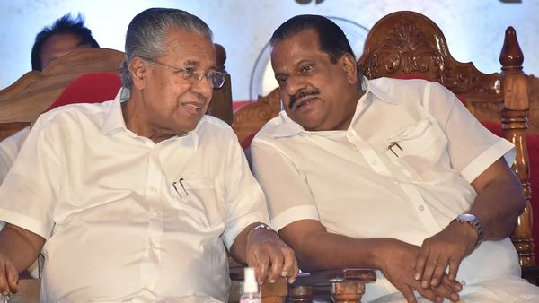 ഇപിക്ക് പിന്തുണയുമായി മുഖ്യമന്ത്രി; കേന്ദ്രത്തിന് വിമർശനം..'കേരളം ഇന്ത്യക്ക് പുറത്തല്ല'