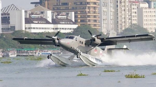 അതിവേഗം പറന്നുയരാന്‍ സീ പ്ലെയിന്‍: താല്‍പര്യം അറിയിച്ച് മൂന്ന് കമ്പനികള്‍, ചിലവ് കുറയ്ക്കാനും നീക്കം