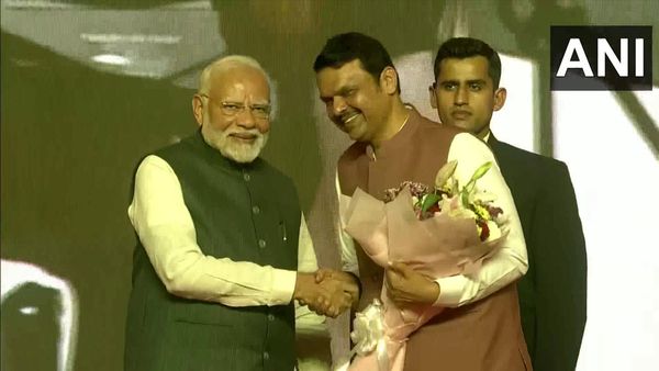 മഹാരാഷ്ട്രയെ ഇനി ഫഡ്‌നാവിസ് നയിക്കും; ഷിന്‍ഡെയും അജിതും ഉപമുഖ്യമന്ത്രിമാര്‍