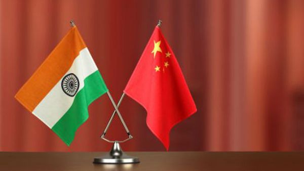 നയതന്ത്ര ചര്‍ച്ചകളുമായി ഇന്ത്യയും ചൈനയും; 'സൈനിക പിന്മാറ്റം പോസിറ്റീവ്'