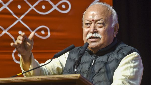 'രണ്ടല്ല, കുറഞ്ഞത് മൂന്ന് കുട്ടികളെങ്കിലും വേണം'; ജനസംഖ്യാ നിയന്ത്രണത്തിനെതിരെ മോഹന്‍ ഭാഗവത്