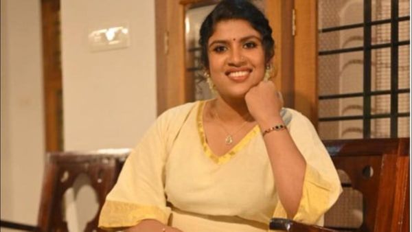 ഇസ്താംബൂള്‍ എയര്‍പോര്‍ട്ടില്‍ വിസയില്ലാതെ മണിക്കൂറുകള്‍ കാത്തിരുന്നു; തുര്‍ക്കിയിലെ അനുഭവം പറഞ്ഞ് ചിന്താ ജെറോം