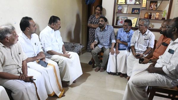 ആത്മഹത്യ ചെയ്ത ഡിസിസി ട്രഷറർ എന്‍എം വിജയന്റെ കടബാധ്യത സിപിഎം ഏറ്റെടുക്കും: എംവി ഗോവിന്ദന്‍