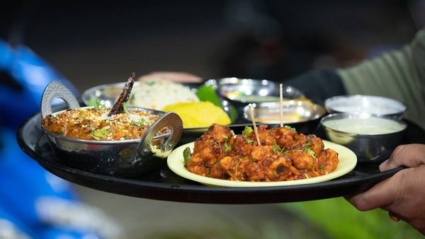 കോഴിക്കോട് ഫുഡ് സേഫ്റ്റി നിർദേശങ്ങള്‍ പാലിക്കാത്ത 233 സ്ഥാപനങ്ങള്‍: പിഴയായി ഈടാക്കിയത് 7.75 ലക്ഷം രൂപ