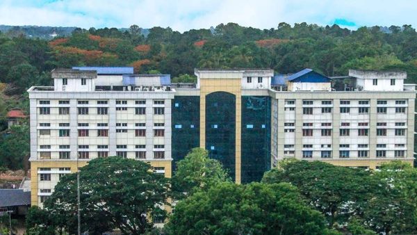 ഗർഭകാലത്തെ 'മോർച്ചറി ടോർച്ചർ', പീഡനം: ഡോ. ലിസ ജോണിനെതിരെ വീണ്ടും ഗുരുതര ആരോപണം