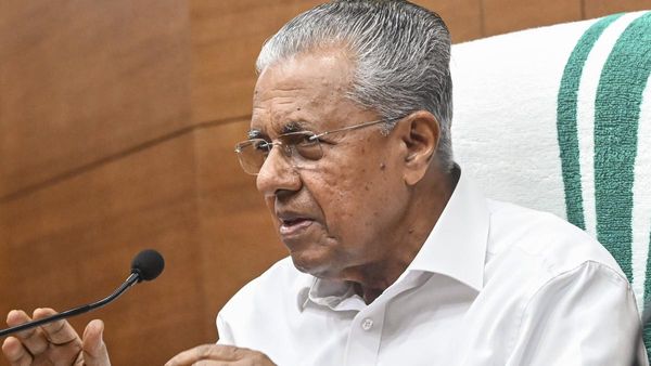 'പിപിഇ കിറ്റില്ലാതെ ആരോഗ്യപ്രവര്‍ത്തകര്‍ മരിച്ചുവീഴരുതായിരുന്നു, അസാധാരണ സാഹചര്യം'; സിഎജിയില്‍ മുഖ്യമന്ത്രി