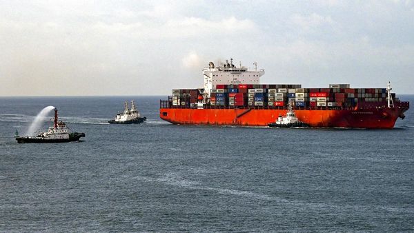 വിഴിഞ്ഞം അവസരങ്ങളുടെ സ്വർണ്ണകവാടം തുറക്കുന്നു: വലിയ തോതില്‍ നിക്ഷേപം വരും, ഒപ്പം ജോലി അവസരവും