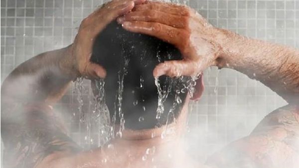 5 വർഷമായി കുളിക്കാറില്ലെന്ന് ഡോക്ടർ; നാറ്റമില്ലാത്തതിന്റെ കാരണവും വെളിപ്പെടുത്തി