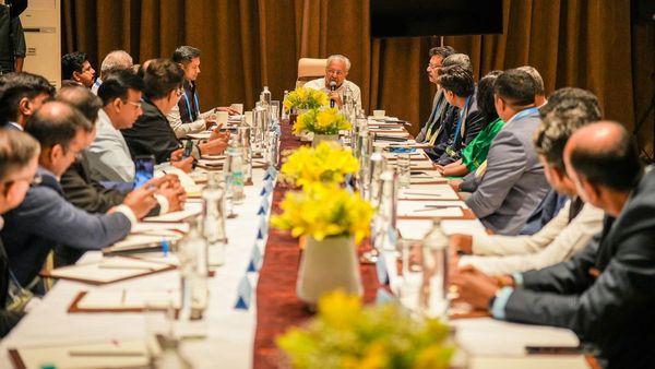 ഇത് ചില്ലറ കളിയല്ല: രണ്ട് ദിവസം, കേരളത്തിന് ഉറപ്പ് ലഭിച്ചത് ഒന്നരലക്ഷം കോടിയുടെ നിക്ഷേപ വാഗ്ദാനം