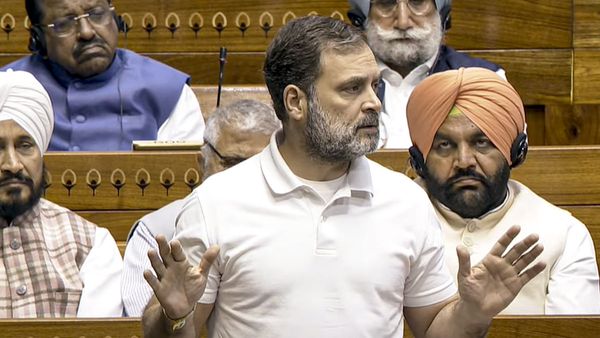 രാഹുല്‍ ഗാന്ധിക്കെതിരെ അവകാശ ലംഘന നോട്ടീസുമായി ബിജെപി; 'തെളിവില്ലാതെ വിഡ്ഢിത്തം പറയുന്നു'