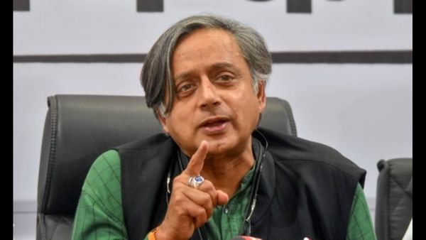 പ്രശ്‌നങ്ങള്‍ പരിഹരിക്കപ്പെടണം; മോദി-ട്രംപ് കൂടിക്കാഴ്ച നിര്‍ണായക ചുവടുവയ്പ്പ്; ശശി തരൂര്‍