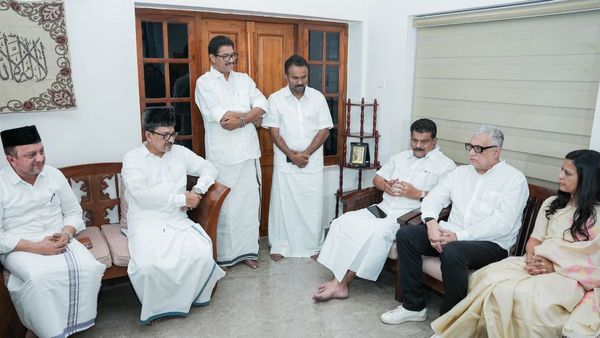 തൃണമൂല്‍ കോണ്‍ഗ്രസ് വേദിയില്‍ മുസ്ലിം ലീഗ് എംഎല്‍എമാരും; കത്തോലിക പിന്തുണ, അന്‍വര്‍ ലക്ഷ്യത്തിലേക്ക്