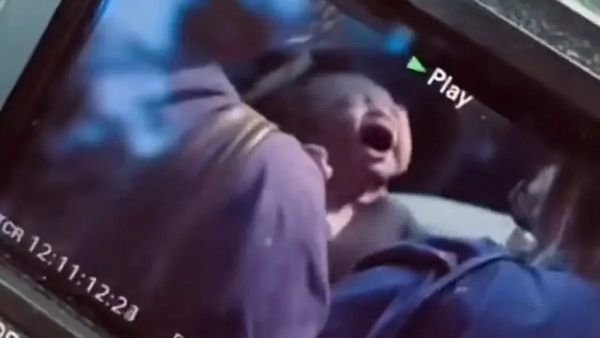 ആശുപത്രിയില്‍ പ്രസവ ശസ്ത്രക്രിയയ്ക്കിടെ ഭൂകമ്പം; കുഞ്ഞിനെ പുറത്തെടുത്തത് നടുറോഡില്‍