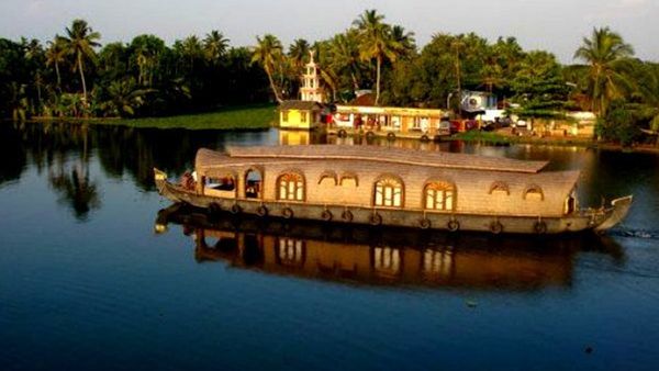വിനോദ സഞ്ചാര വകുപ്പില്‍ നിരവധി ജോലി ഒഴിവുകള്‍: വിദ്യാഭ്യാസ യോഗ്യത പത്താംക്ലാസ് മാത്രം