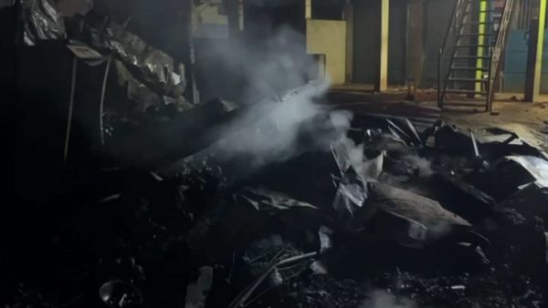 ജാർഖണ്ഡിൽ ഹോളി ആഘോഷത്തിനിടെ സംഘർഷം; വാഹനങ്ങൾക്ക് തീയിട്ടു, അന്വേഷണം പുരോഗമിക്കുന്നു