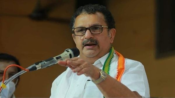 മൂന്നാമതും പിണറായി ഭരിച്ചാല്‍ മക്കള്‍ മാതാപിതാക്കളാലും മാതാപിതാക്കള്‍ മക്കളാലും കൊല്ലപ്പെടും: മുരളീധരന്‍