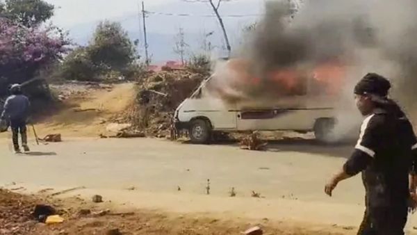 മണിപ്പൂരിൽ വാഹന ​ഗതാ​ഗതം പുനസ്ഥാപിച്ചതിന് പിന്നാലെ സംഘർഷം; ഒരു മരണം