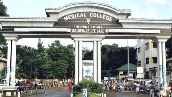 തിരുവനന്തപുരം മെഡിക്കല്‍ കോളജില്‍ രോഗികളുടെ സ്‌പെസിമെനുകള്‍ മോഷണം പോയി; കൊണ്ടുപോയത് ആക്രിക്കാരന്‍