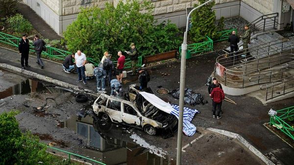 റഷ്യയില്‍ സമാധാന ചര്‍ച്ചകള്‍ക്കിടെ 'ഭീകരാക്രമണം'; മുതിര്‍ന്ന സൈനിക ഉദ്യോഗസ്ഥന്‍ കൊല്ലപ്പെട്ടു