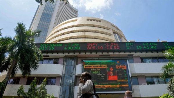 ഓഹരി വിപണിയില്‍ വന്‍ ഇടിവ്, സെന്‍സെക്‌സ് 4000 പോയന്റ് താഴ്ന്നു, നിഫ്റ്റിയും നഷ്ടത്തില്‍