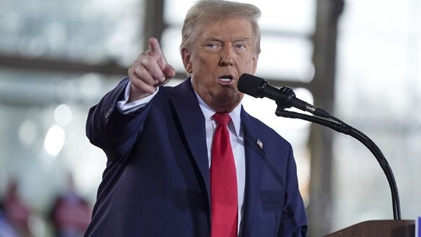 'ഓഹരി കമ്പോളം വീണാലും യുഎസ് പിടിച്ച് നില്‍ക്കും: പക്ഷെ അത് സംഭവിച്ചാല്‍ എല്ലാം തകർന്ന് അടിയും'