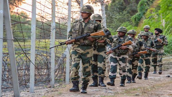 ഓപ്പറേഷന്‍ കെല്ലർ: സൈന്യം വെടിവെച്ച് വീഴ്ത്തിയത് ടിആർഎഫിന്റെ ചീഫ് ഓപറേറ്റിങ് കമ്മാൻഡർ അടക്കം 3 പേരെ