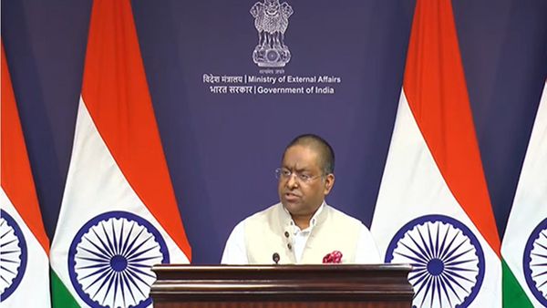 വെടിനിർത്തല്‍: ട്രംപ് മധ്യസ്ഥത വഹിച്ചിട്ടില്ലെന്ന് ഇന്ത്യ; പാക് നയതന്ത്രജ്ഞന്‍ ഉടന്‍ ഇന്ത്യ വിടണം