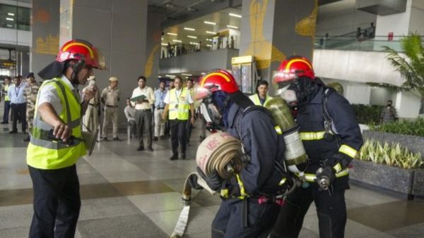 ഇന്ത്യയിലുടനീളം മോക്ഡ്രില്ലുകള്‍ നടത്തി; കേരളത്തില്‍ 126 കേന്ദ്രത്തില്‍: പങ്കാളികളായി ജനങ്ങളും