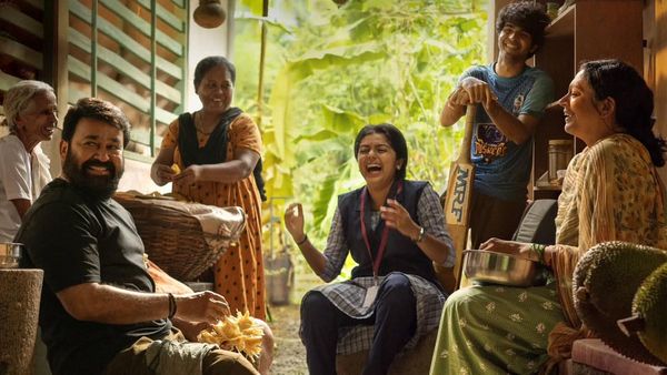 എമ്പുരാന് പോലും സാധിക്കാത്തത്... ബോക്‌സോഫീസില്‍ അത്ഭുതം സൃഷ്ടിച്ച് തുടരും, മലയാളത്തില്‍ ഒന്നാമത്!