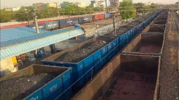 മൂന്നര കിലോമീറ്റര്‍ നീളം; ഇന്ത്യയിലെ നീളം കൂടിയ സൂപ്പര്‍ വാസുകി ട്രെയിന്‍ ആരംഭിക്കുന്നത് ഇവിടെനിന്ന്