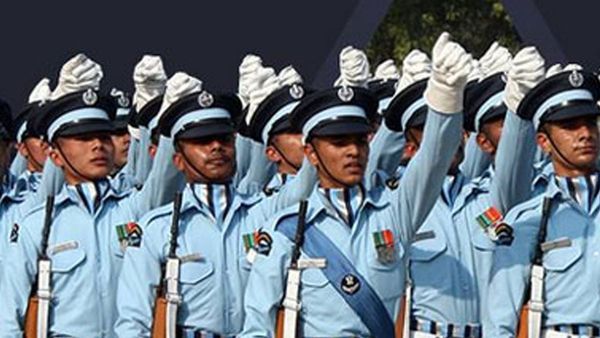വ്യോമസേനയില്‍ അഗ്‌നിവീറാകാം.. നാല് വര്‍ഷം കഴിഞ്ഞാല്‍ ശമ്പളത്തിന് പുറമെ 10 ലക്ഷം രൂപ കൈയില്‍!