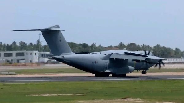 എഫ് 35 ബിയെ തൂക്കാന്‍ ബ്രിട്ടന്റെ എയര്‍ബസ് 400 എത്തി; കേരളം വിടുമോ ഈ 'യുദ്ധപ്രഭു'