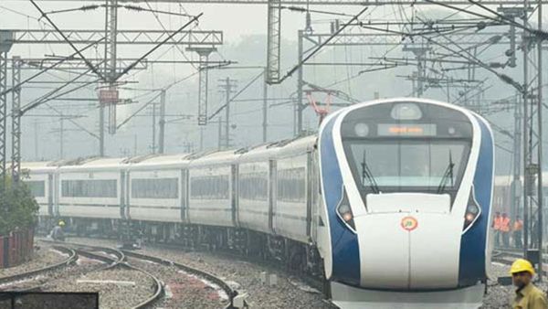 വന്ദേഭാരത് എക്സ്‌പ്രസിൽ ബെംഗളൂരിലേക്ക് പറക്കാം; പുതിയ സർവ്വീസ് എത്തുന്നു, 4 മണിക്കൂറിനുള്ളിലെത്താം?