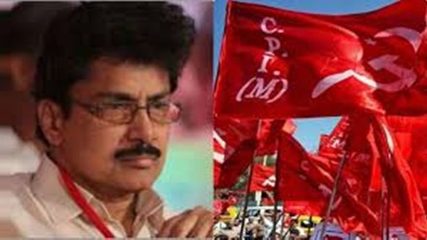 പി കെ ശശിയെ കോൺഗ്രസിലേക്ക് സ്വാഗതം ചെയ്ത് വികെ ശ്രീകണ്ഠൻ; മറുപടിയുമായി ശശി