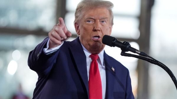 'യുദ്ധം നിര്‍ത്തണം, ഇല്ലെങ്കില്‍ 100% താരിഫ്'; റഷ്യയ്ക്ക് ട്രംപിന്റെ മുന്നറിയിപ്പ്