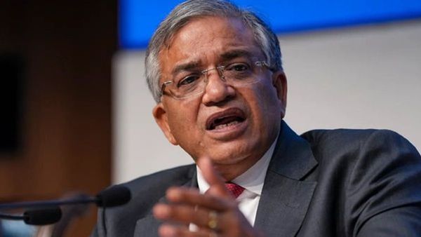 തിരഞ്ഞെടുപ്പ് കമ്മിഷ്ണർ തെറിക്കുമോ? ഇംപീച്ച്മെന്റ് നീക്കവുമായി ഇന്ത്യാ സഖ്യം