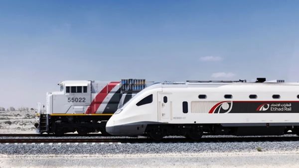 ദുബായില്‍ നിന്നും അബുദാബിയിലെത്താന്‍ ഒരു മണിക്കൂർ വേണ്ട: എത്തിഹാദ് പാസഞ്ചർ ട്രെയിൻ വരുന്നു