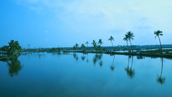 കടമക്കുടിയിൽ ഓണം കളറാക്കാം; കാഴ്ചകളും പാട്ടുമായി ഓണം ക്രൂയിസ് യാത്ര..പോരുവല്ലേ?