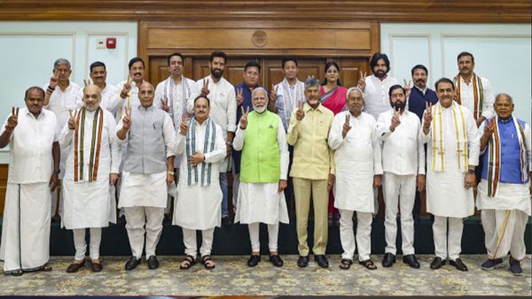 എന്‍ഡിഎയുടെ ഉപരാഷ്ട്രപതി സ്ഥാനാര്‍ത്ഥി ഞായറാഴ്ച? സാധ്യത ആര്‍ക്ക്?